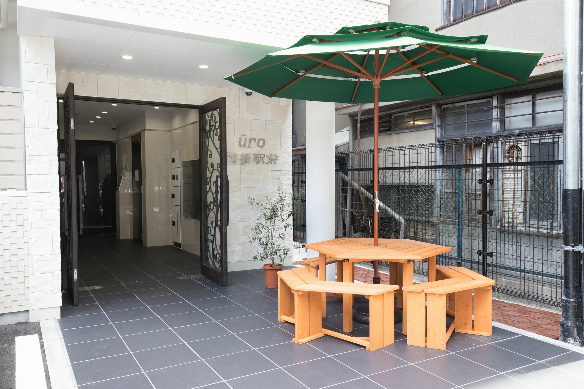 Uro Apartment Ōsaka Exterior foto